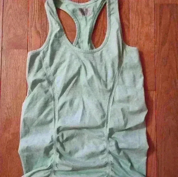 Athleta fastest track racerback tank medium - Picture 2 of 4